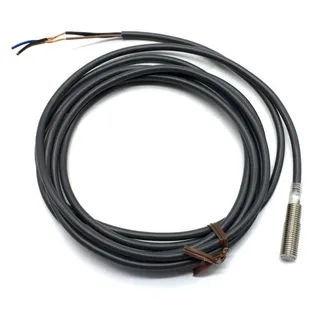 Omron E2E-X1R5F1 2M — Proximity Sensors