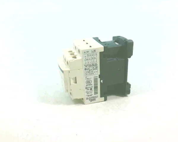 Schneider Electric CAD32E7 (image 4)