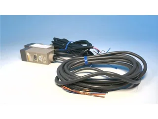 Omron E3L-2E4-50 — Photoelectric Sensors (image 4)
