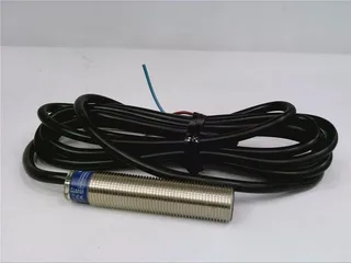 Schneider Electric XS1M12MA250