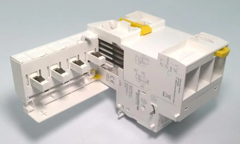 Schneider Electric A9Q14425 (image 2)