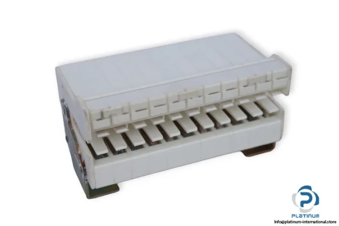 ABB UXAB239366R020 — Molded Case Circuit Breakers (MCCB) (image 3)