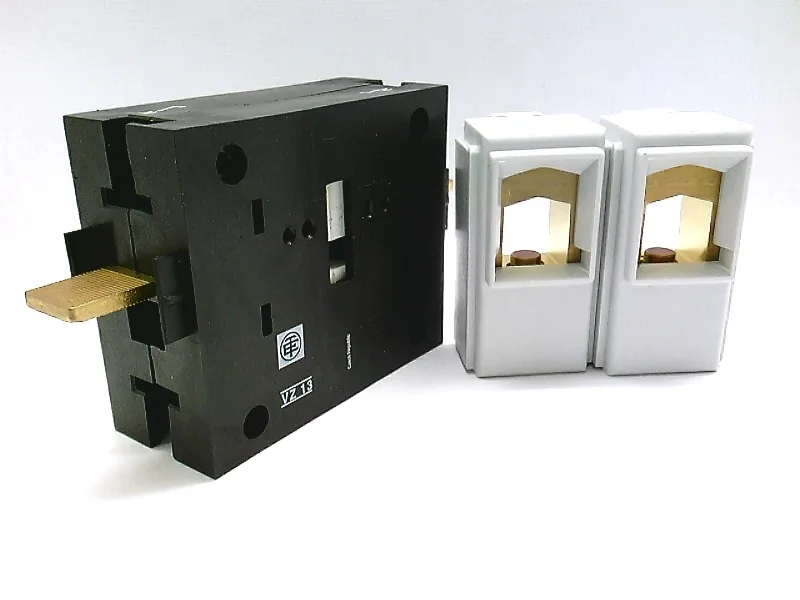 Schneider Electric VZ13 (image 3)