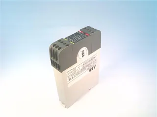 2TLA010030R4000