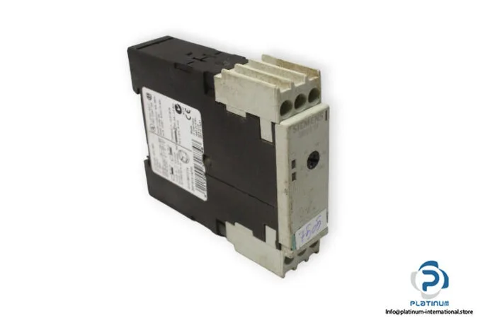 Siemens 3RP1513-1AP30 — Time Delay Relays (image 2)