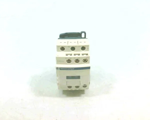 Schneider Electric CAD32E7 (image 5)