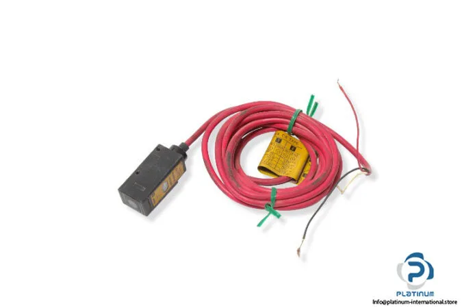 Omron E3S-2LE4 — Photoelectric Sensors (image 3)