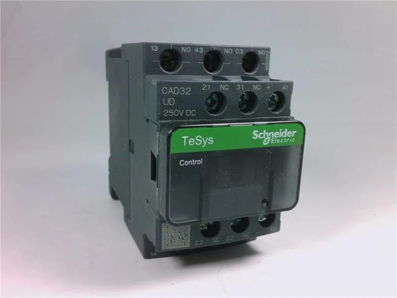Schneider Electric CAD32UD