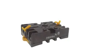 Omron P2CF-08 — Miniature Circuit Breakers (MCB) (image 3)