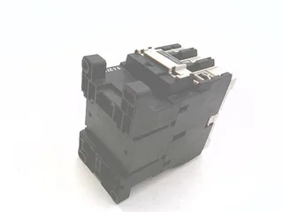 Fuji Electric SC-E2-220VAC — Contactors (image 5)