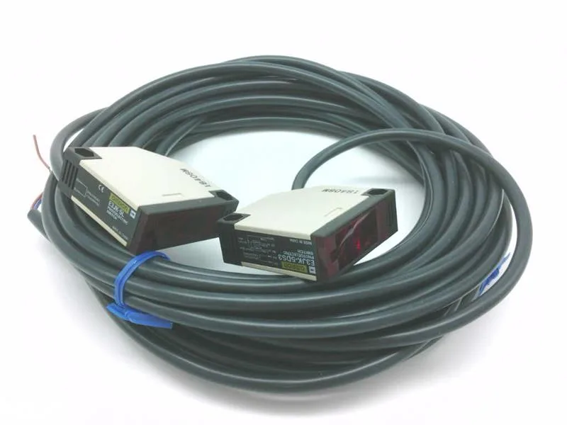 Omron E3JK-5S3-5M — Photoelectric Sensors