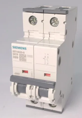 Siemens 5SY4520-8