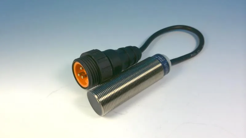 Schneider Electric XS618B1PAL01U78 — Proximity Sensors (image 2)
