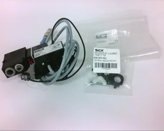 SICK E0001900A — Photoelectric Sensors (image 2)