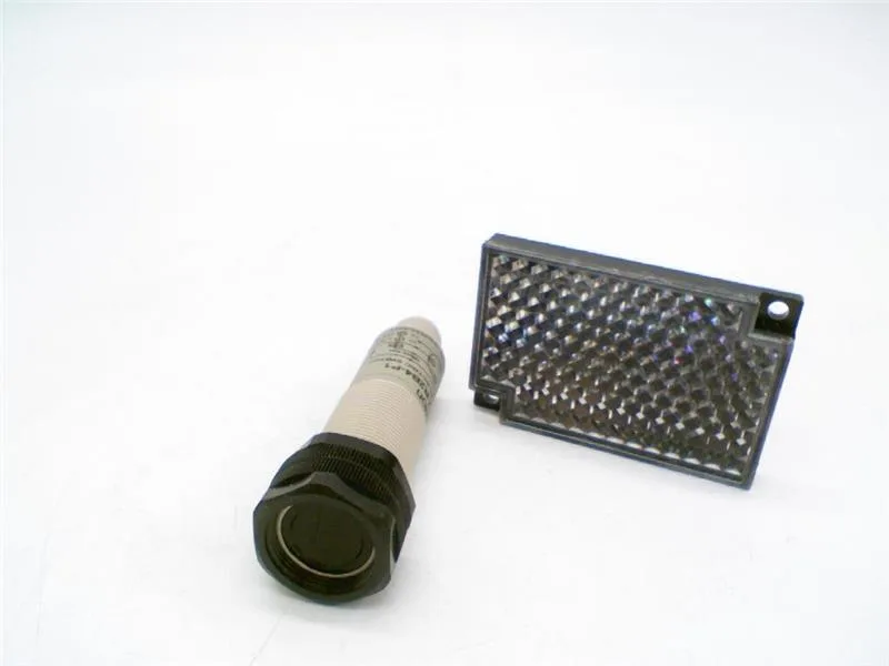 Omron E3F2-R2B4-P1 — Photoelectric Sensors (image 3)