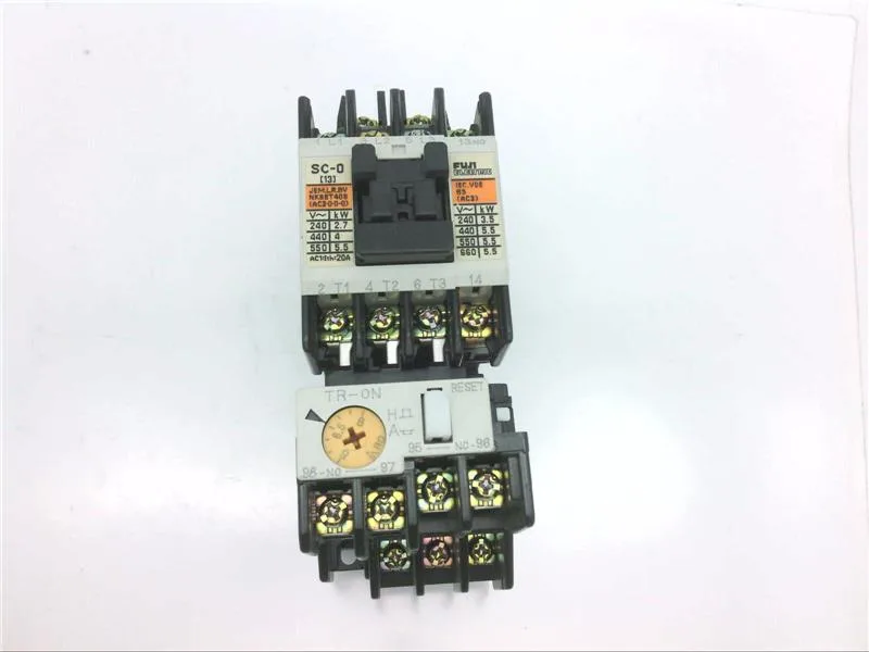 Fuji Electric SC13AAN-11024 — Contactors