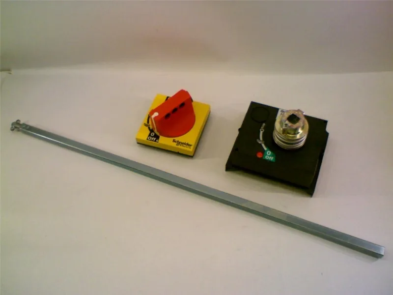 Schneider Electric LV429340 (image 2)