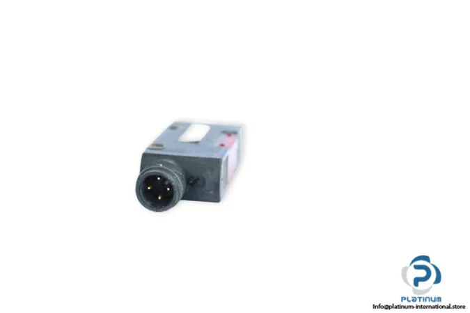 Omron E3SAT66D — Photoelectric Sensors (image 3)