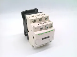 Schneider Electric CAD326LE7