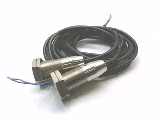 Omron E3FC-TN11 2M
