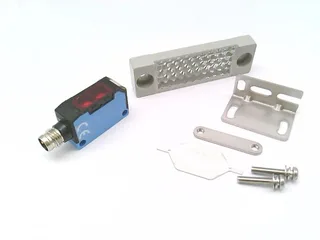 SICK WL150-P420 — Photoelectric Sensors (image 3)
