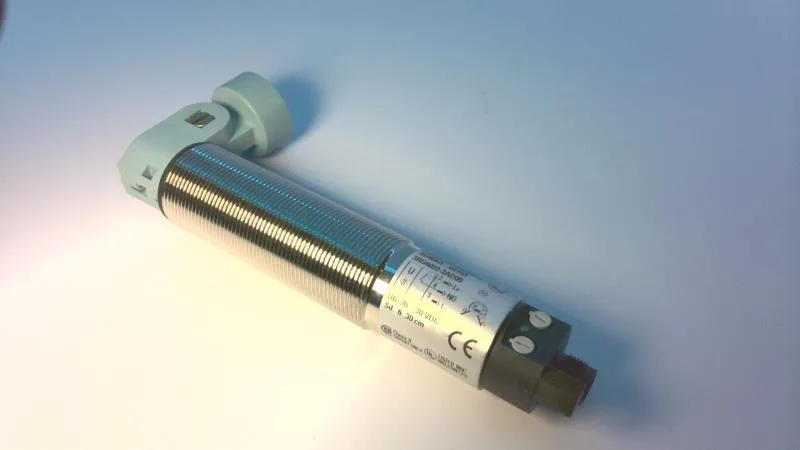 Siemens 3RG6022-3AD00 — Proximity Sensors (image 2)
