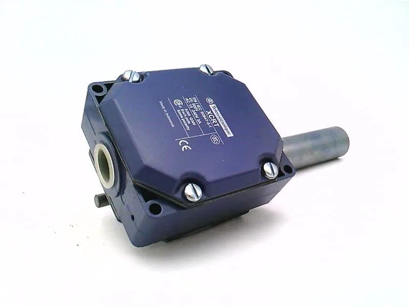 Schneider Electric XCRT115 — Limit Switches (image 3)