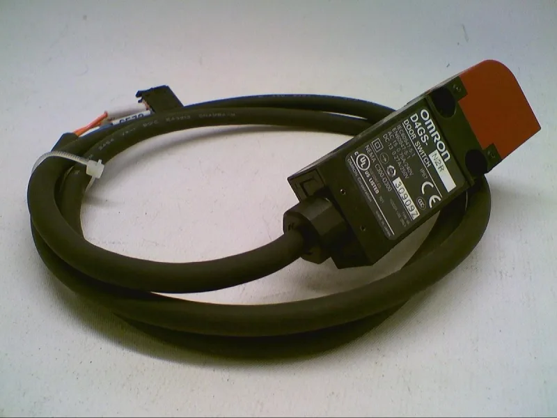 Omron D4GS-N2R — Limit Switches (image 3)