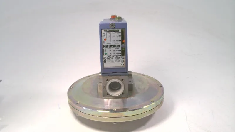 Schneider Electric XMLBM03R2S12 — Pressure Sensors (image 2)