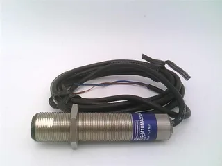 Schneider Electric XU2M18MA230R — Photoelectric Sensors (image 3)