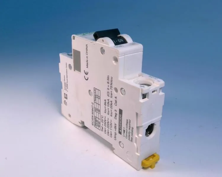 Schneider Electric A9N61508 (image 2)