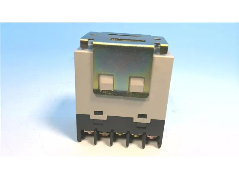 Omron G7J-2A2B-B DC24 (image 3)