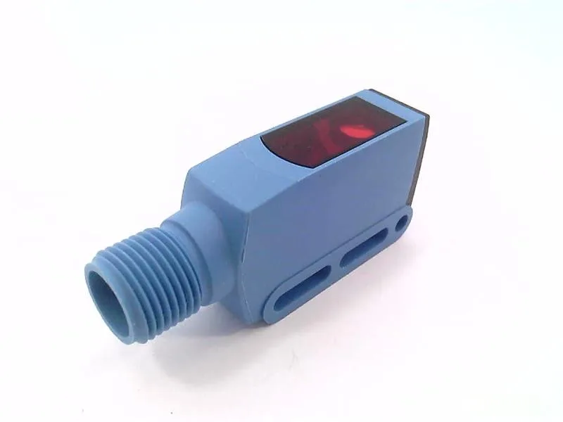 SICK WE9-3P2430 — Photoelectric Sensors (image 2)