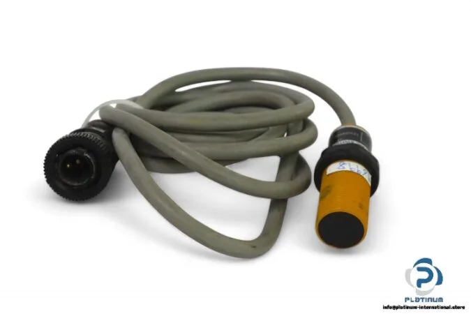 Omron E3F-3L — Photoelectric Sensors (image 2)