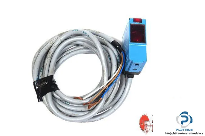SICK WE12-N1321 — Photoelectric Sensors (image 2)