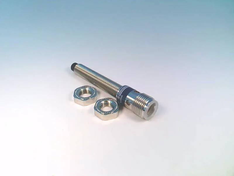 Schneider Electric XS2M08NC410D — Proximity Sensors (image 2)