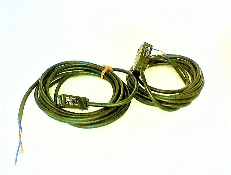 Omron E3Z-T61K 2M — Photoelectric Sensors (image 2)