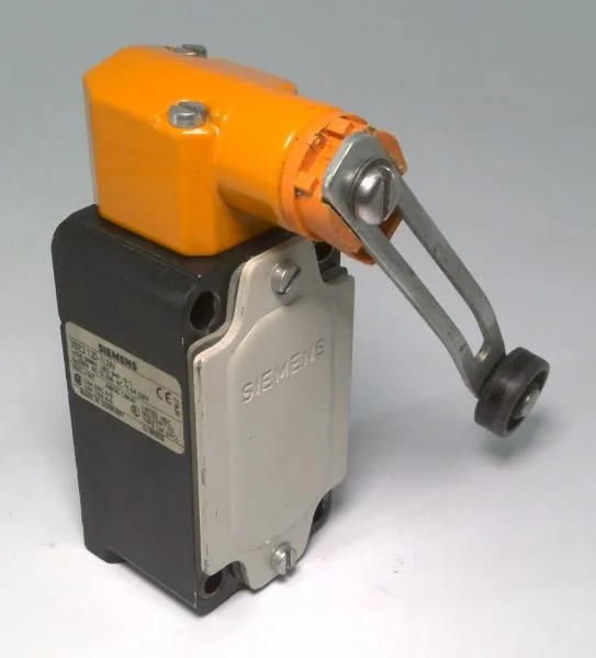 Siemens 3SE3120-1UW — Limit Switches