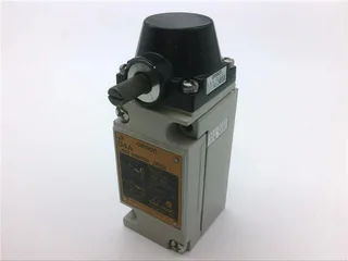 Omron D4A-2501 — Limit Switches (image 2)