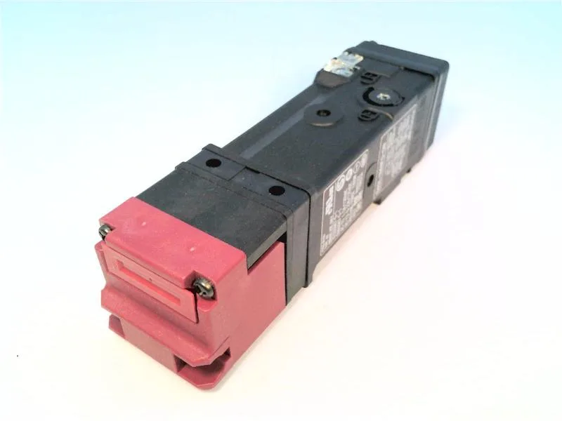 Omron D4SL-N4NFG-DN — Limit Switches (image 4)