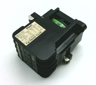 Fuji Electric SRCA3631-0-4A/110 — Contactors (image 2)