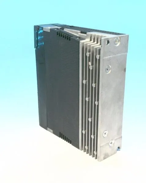 Omron R88D-KP01H — Servo Drives (image 4)