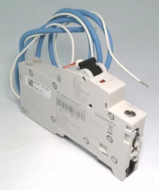 ABB 2CSR275051R1104