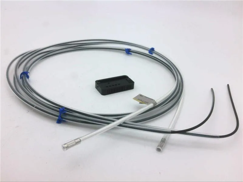 Omron E32-T121F 2M — Photoelectric Sensors