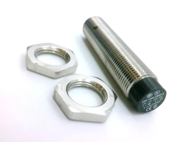 Schneider Electric XS212BLPBM12 — Proximity Sensors (image 2)