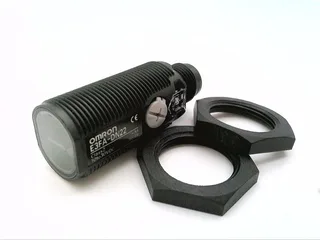 Omron E3FA-DN22