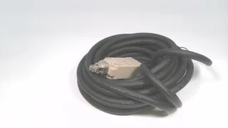 Omron D4F-202-5D — Limit Switches (image 3)