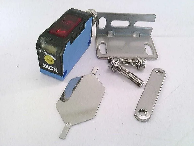 SICK WT150-N430 — Photoelectric Sensors (image 2)