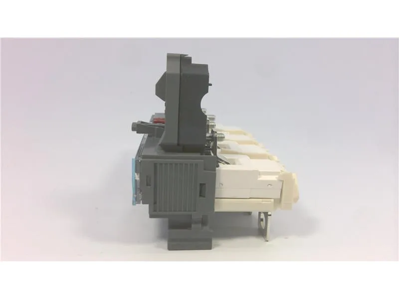 Schneider Electric LV430515 (image 2)