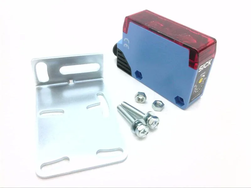 SICK WT250-P440 — Photoelectric Sensors